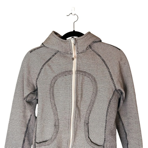 Lululemon Scuba Hoodie *Stripe-White Black Mircostripe- Size 6 - Picture 8 of 14